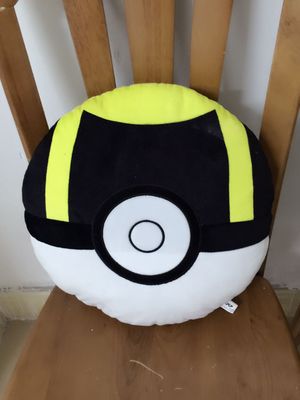 Großes Plüsch Pokéball Kissen ca. 40x40cm